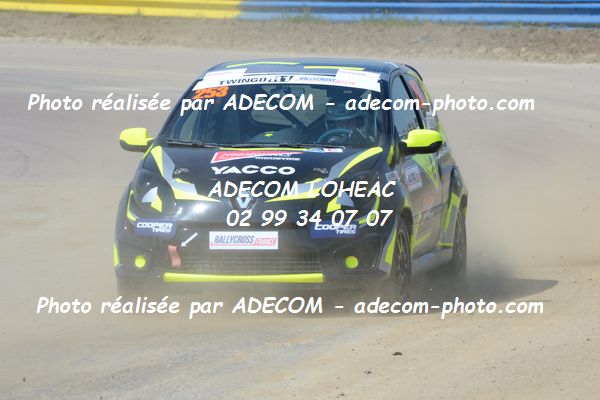 http://v2.adecom-photo.com/images//1.RALLYCROSS/2019/RALLYCROSS_LESSAY_2019/TWINGO/MORIN_Maxime/33A_1464.JPG