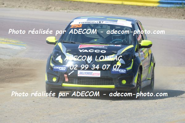 http://v2.adecom-photo.com/images//1.RALLYCROSS/2019/RALLYCROSS_LESSAY_2019/TWINGO/MORIN_Maxime/33A_1474.JPG