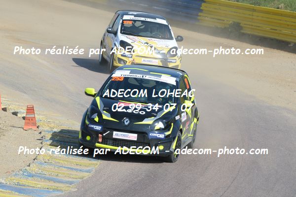 http://v2.adecom-photo.com/images//1.RALLYCROSS/2019/RALLYCROSS_LESSAY_2019/TWINGO/MORIN_Maxime/33A_2006.JPG