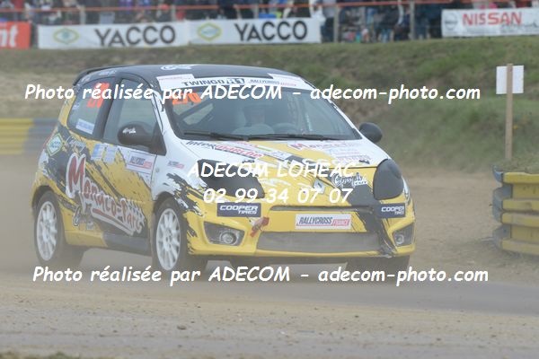 http://v2.adecom-photo.com/images//1.RALLYCROSS/2019/RALLYCROSS_LESSAY_2019/TWINGO/NOEL_DESLANDES_Enzo/33A_3368.JPG