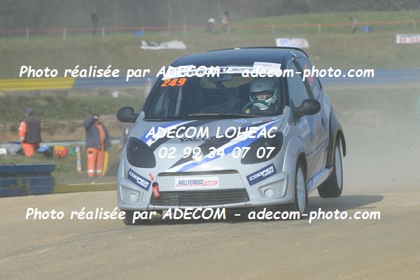 http://v2.adecom-photo.com/images//1.RALLYCROSS/2019/RALLYCROSS_LESSAY_2019/TWINGO/REDON_Julie/33A_0213.JPG
