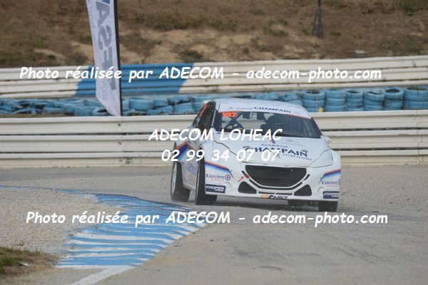 http://v2.adecom-photo.com/images//1.RALLYCROSS/2019/RALLYCROSS_MAYENNE_2019/SUPER_1600/CHAMPAIN_Stephane/65A_2446.JPG