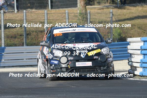 http://v2.adecom-photo.com/images//1.RALLYCROSS/2019/RALLYCROSS_MAYENNE_2019/TWINGO/COCAIGN_Paul/65A_0600.JPG