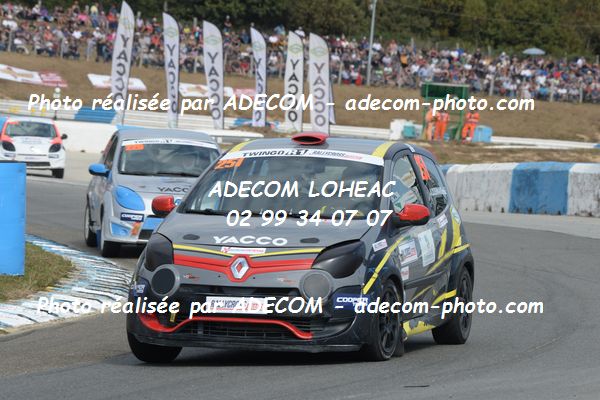 http://v2.adecom-photo.com/images//1.RALLYCROSS/2019/RALLYCROSS_MAYENNE_2019/TWINGO/CUSIMANO_Alain/65A_1721.JPG