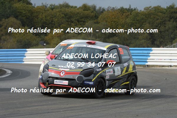 http://v2.adecom-photo.com/images//1.RALLYCROSS/2019/RALLYCROSS_MAYENNE_2019/TWINGO/CUSIMANO_Alain/65A_3800.JPG