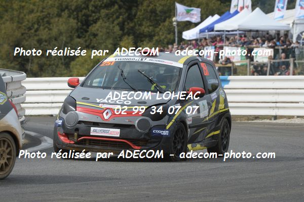 http://v2.adecom-photo.com/images//1.RALLYCROSS/2019/RALLYCROSS_MAYENNE_2019/TWINGO/CUSIMANO_Alain/65A_3808.JPG