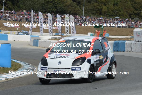 http://v2.adecom-photo.com/images//1.RALLYCROSS/2019/RALLYCROSS_MAYENNE_2019/TWINGO/DANVEAU_Marine/65A_1723.JPG