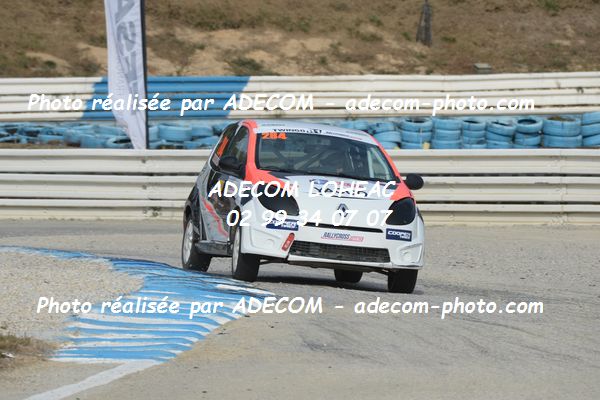 http://v2.adecom-photo.com/images//1.RALLYCROSS/2019/RALLYCROSS_MAYENNE_2019/TWINGO/DANVEAU_Marine/65A_2304.JPG