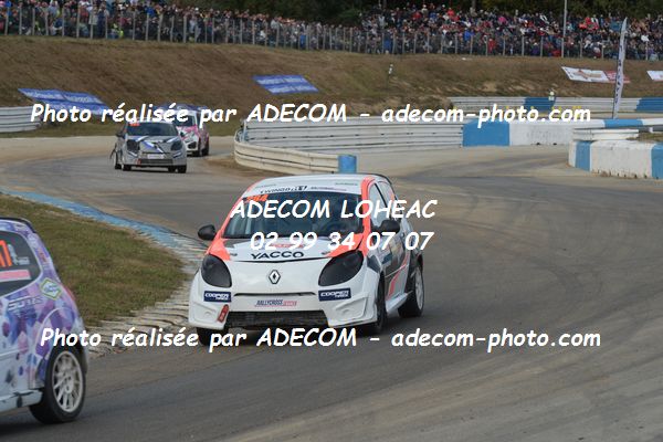 http://v2.adecom-photo.com/images//1.RALLYCROSS/2019/RALLYCROSS_MAYENNE_2019/TWINGO/DANVEAU_Marine/65A_4672.JPG