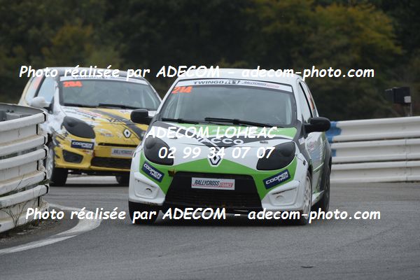 http://v2.adecom-photo.com/images//1.RALLYCROSS/2019/RALLYCROSS_MAYENNE_2019/TWINGO/DARMEZIN_Lucas/65A_3757.JPG