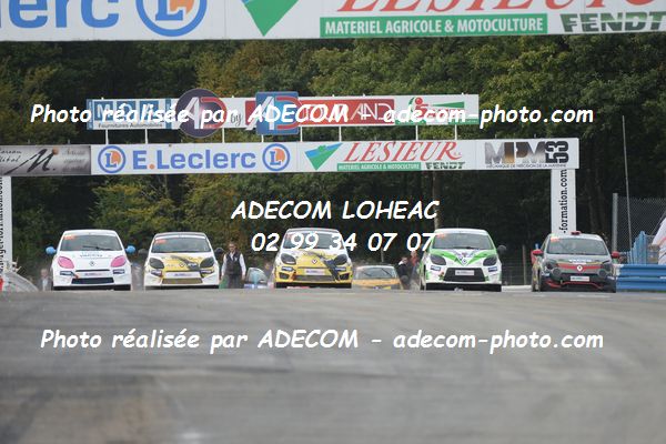 http://v2.adecom-photo.com/images//1.RALLYCROSS/2019/RALLYCROSS_MAYENNE_2019/TWINGO/DERRIEN_Luc/65A_2986.JPG