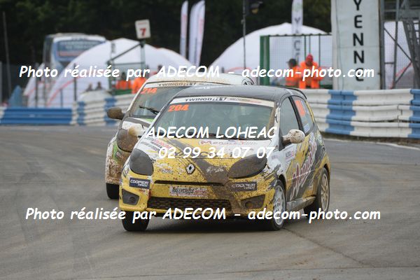 http://v2.adecom-photo.com/images//1.RALLYCROSS/2019/RALLYCROSS_MAYENNE_2019/TWINGO/DUFAS_Dylan/65A_3061.JPG