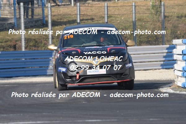 http://v2.adecom-photo.com/images//1.RALLYCROSS/2019/RALLYCROSS_MAYENNE_2019/TWINGO/GAUTHIER_Brandon/65A_0529.JPG