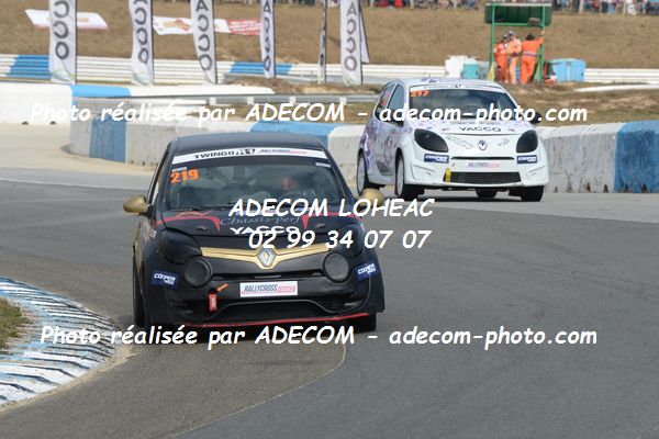 http://v2.adecom-photo.com/images//1.RALLYCROSS/2019/RALLYCROSS_MAYENNE_2019/TWINGO/GAUTHIER_Brandon/65A_1737.JPG