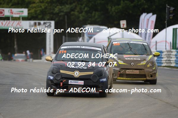 http://v2.adecom-photo.com/images//1.RALLYCROSS/2019/RALLYCROSS_MAYENNE_2019/TWINGO/GAUTHIER_Brandon/65A_2976.JPG