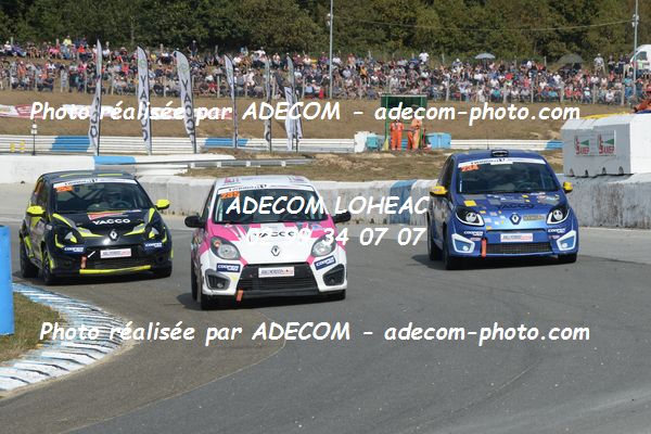 http://v2.adecom-photo.com/images//1.RALLYCROSS/2019/RALLYCROSS_MAYENNE_2019/TWINGO/LAMBEC_Estelle/65A_1759.JPG