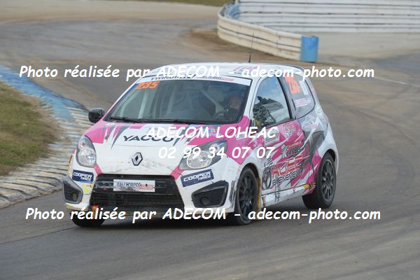 http://v2.adecom-photo.com/images//1.RALLYCROSS/2019/RALLYCROSS_MAYENNE_2019/TWINGO/LAMBEC_Estelle/65A_4664.JPG