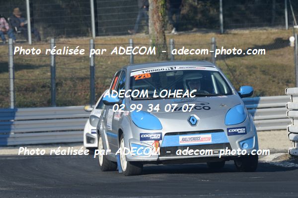 http://v2.adecom-photo.com/images//1.RALLYCROSS/2019/RALLYCROSS_MAYENNE_2019/TWINGO/LE_BARS_Kevin/65A_0495.JPG