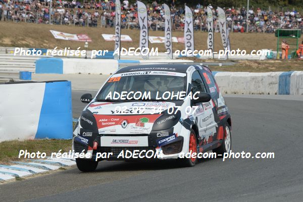 http://v2.adecom-photo.com/images//1.RALLYCROSS/2019/RALLYCROSS_MAYENNE_2019/TWINGO/POTTIER_Alizee/65A_1683.JPG