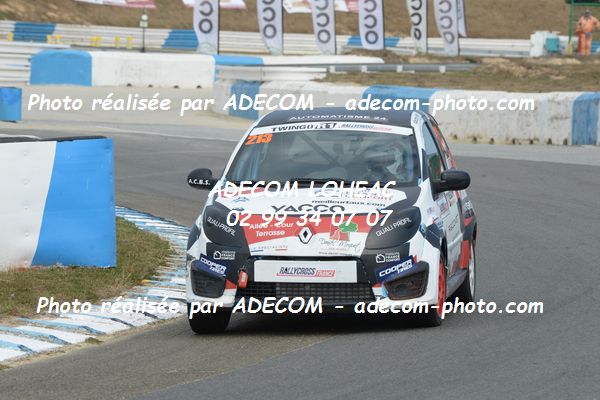 http://v2.adecom-photo.com/images//1.RALLYCROSS/2019/RALLYCROSS_MAYENNE_2019/TWINGO/POTTIER_Alizee/65A_1688.JPG