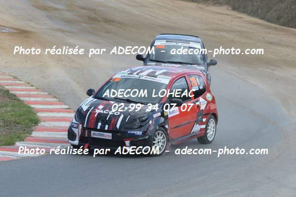http://v2.adecom-photo.com/images//1.RALLYCROSS/2019/RALLYCROSS_PONT_DE_RUAN_2019/TWINGO/ENOU_Mathieu/63A_3925.JPG