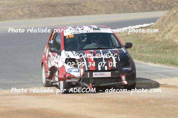 http://v2.adecom-photo.com/images//1.RALLYCROSS/2019/RALLYCROSS_PONT_DE_RUAN_2019/TWINGO/ENOU_Mathieu/63A_5400.JPG