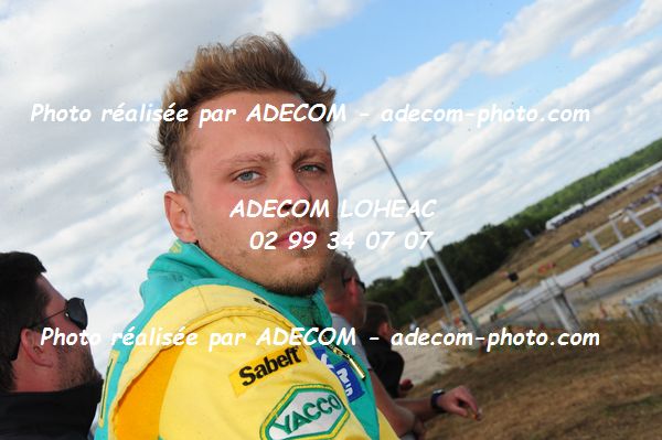 http://v2.adecom-photo.com/images//1.RALLYCROSS/2019/RALLYCROSS_PONT_DE_RUAN_2019/TWINGO/ENOU_Mathieu/63E_5723.JPG