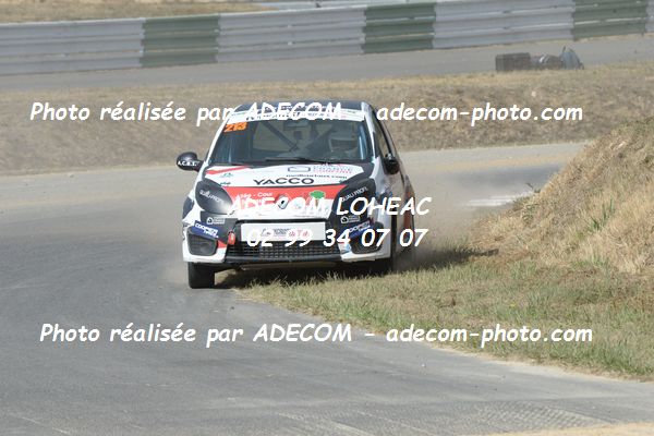 http://v2.adecom-photo.com/images//1.RALLYCROSS/2019/RALLYCROSS_PONT_DE_RUAN_2019/TWINGO/POTTIER_Alizee/63A_5434.JPG