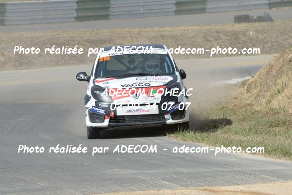 http://v2.adecom-photo.com/images//1.RALLYCROSS/2019/RALLYCROSS_PONT_DE_RUAN_2019/TWINGO/POTTIER_Alizee/63A_5435.JPG