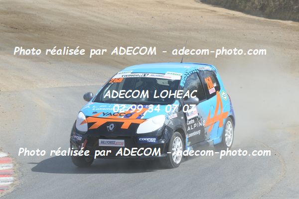 http://v2.adecom-photo.com/images//1.RALLYCROSS/2019/RALLYCROSS_PONT_DE_RUAN_2019/TWINGO/RIEHL_Mathilde/63A_3829.JPG