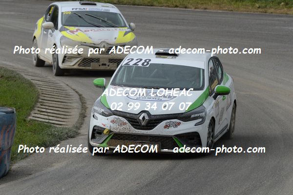 http://v2.adecom-photo.com/images//1.RALLYCROSS/2020/RALLYCROSS_ESSAY_2020/CLIO/FREARD_Charlie/14A_0517.JPG