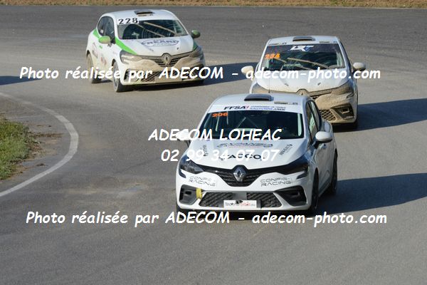 http://v2.adecom-photo.com/images//1.RALLYCROSS/2020/RALLYCROSS_ESSAY_2020/CLIO/LEROY_Lucas/14A_0185.JPG