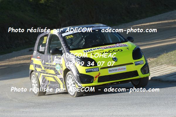 http://v2.adecom-photo.com/images//1.RALLYCROSS/2020/RALLYCROSS_ESSAY_2020/TWINGO/DACRUZ_Janyce/05A_8872.JPG