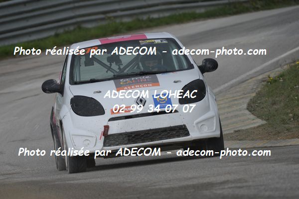 http://v2.adecom-photo.com/images//1.RALLYCROSS/2020/RALLYCROSS_ESSAY_2020/TWINGO/LORTIE_Louka/14A_0920.JPG