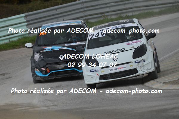 http://v2.adecom-photo.com/images//1.RALLYCROSS/2020/RALLYCROSS_ESSAY_2020/TWINGO/MOREL_Marie/14A_0864.JPG