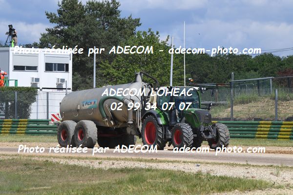 http://v2.adecom-photo.com/images//1.RALLYCROSS/2021/RALLYCROSS_CHATEAUROUX_2021/AMBIANCE_DIVERS/27A_5740.JPG