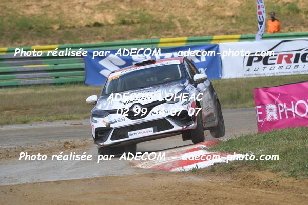 http://v2.adecom-photo.com/images//1.RALLYCROSS/2021/RALLYCROSS_CHATEAUROUX_2021/CLIO_JUNIOR/BELHAIRE_Killian/27A_4675.JPG