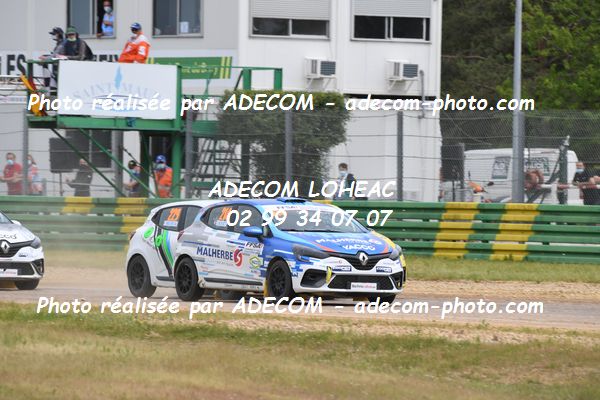 http://v2.adecom-photo.com/images//1.RALLYCROSS/2021/RALLYCROSS_CHATEAUROUX_2021/CLIO_JUNIOR/BOUET_David/27A_7145.JPG