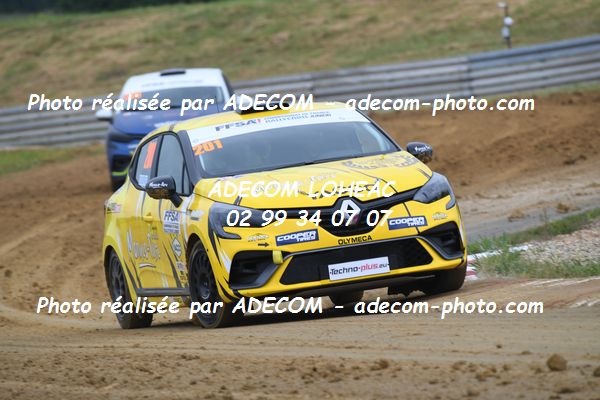 http://v2.adecom-photo.com/images//1.RALLYCROSS/2021/RALLYCROSS_CHATEAUROUX_2021/CLIO_JUNIOR/DUFAS_Dylan/27A_4161.JPG