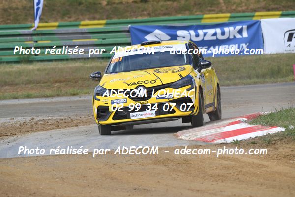 http://v2.adecom-photo.com/images//1.RALLYCROSS/2021/RALLYCROSS_CHATEAUROUX_2021/CLIO_JUNIOR/DUFAS_Dylan/27A_4706.JPG