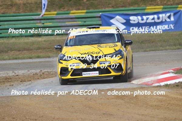 http://v2.adecom-photo.com/images//1.RALLYCROSS/2021/RALLYCROSS_CHATEAUROUX_2021/CLIO_JUNIOR/DUFAS_Dylan/27A_4707.JPG