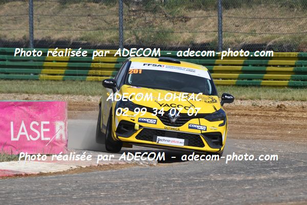 http://v2.adecom-photo.com/images//1.RALLYCROSS/2021/RALLYCROSS_CHATEAUROUX_2021/CLIO_JUNIOR/DUFAS_Dylan/27A_5819.JPG