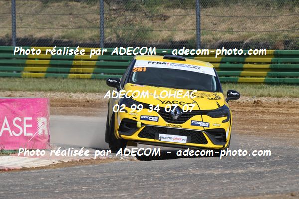 http://v2.adecom-photo.com/images//1.RALLYCROSS/2021/RALLYCROSS_CHATEAUROUX_2021/CLIO_JUNIOR/DUFAS_Dylan/27A_5820.JPG