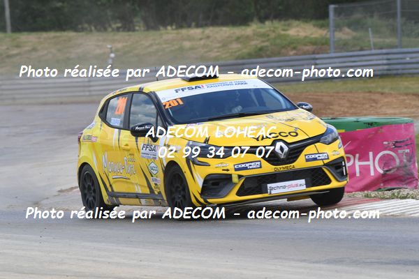 http://v2.adecom-photo.com/images//1.RALLYCROSS/2021/RALLYCROSS_CHATEAUROUX_2021/CLIO_JUNIOR/DUFAS_Dylan/27A_6799.JPG