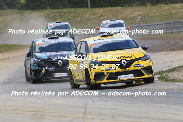 http://v2.adecom-photo.com/images//1.RALLYCROSS/2021/RALLYCROSS_CHATEAUROUX_2021/CLIO_JUNIOR/DUFAS_Dylan/27A_6805.JPG