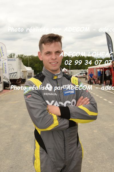 http://v2.adecom-photo.com/images//1.RALLYCROSS/2021/RALLYCROSS_CHATEAUROUX_2021/CLIO_JUNIOR/DUFAS_Dylan/27E_9098.JPG