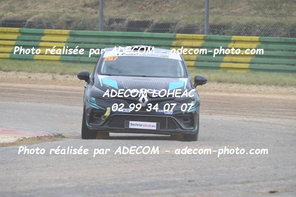 http://v2.adecom-photo.com/images//1.RALLYCROSS/2021/RALLYCROSS_CHATEAUROUX_2021/CLIO_JUNIOR/MENEZ_Baptiste/27A_7178.JPG