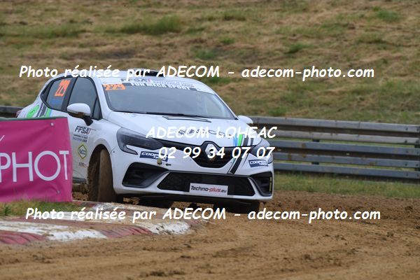 http://v2.adecom-photo.com/images//1.RALLYCROSS/2021/RALLYCROSS_CHATEAUROUX_2021/CLIO_JUNIOR/MEUREAU_Florian/27A_3811.JPG