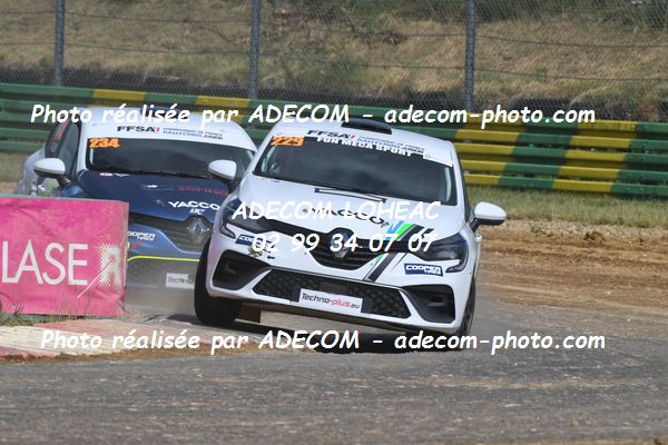 http://v2.adecom-photo.com/images//1.RALLYCROSS/2021/RALLYCROSS_CHATEAUROUX_2021/CLIO_JUNIOR/MEUREAU_Florian/27A_5863.JPG