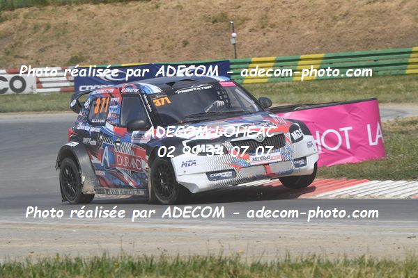 http://v2.adecom-photo.com/images//1.RALLYCROSS/2021/RALLYCROSS_CHATEAUROUX_2021/DIVISION_3/DURAND_David/27A_6704.JPG